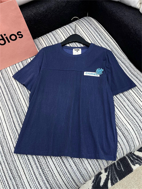 샤넬 티셔츠 C22156 2025/신상