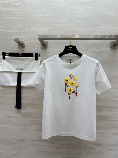 샤넬 티셔츠 C92050 2025/신상
