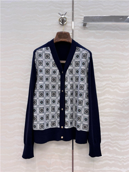 로로피아나 긴팔 가디건 L83601 2025/신상