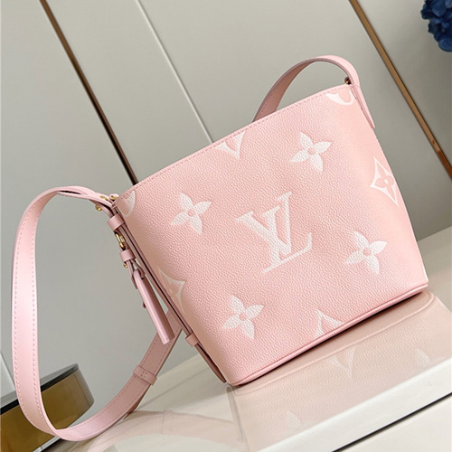 루이비통 올 인 BB M13480 2025/신상