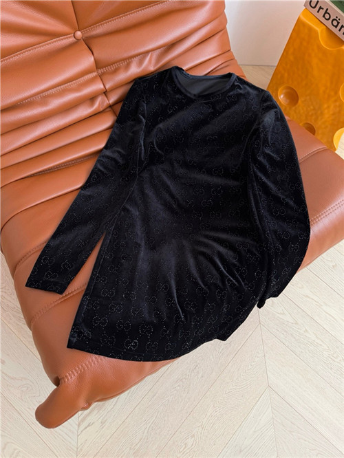 구찌 원피스 G72700 2025/신상