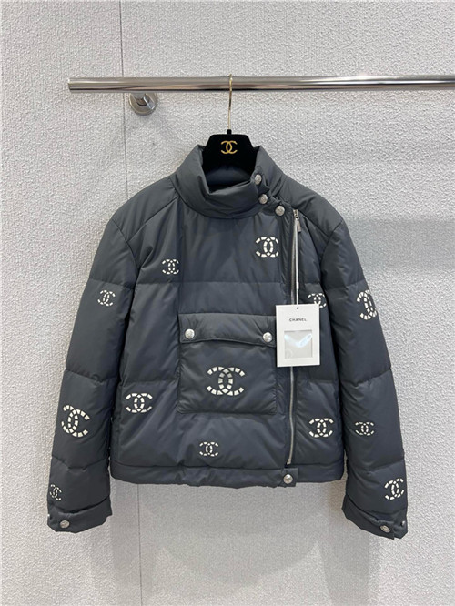 샤넬 패딩 자켓 (충전재-오리털) C56305 2025/신상