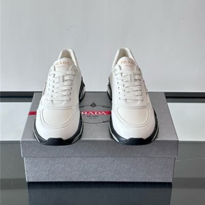 프라다 남성용 스니커즈 P28881-1 2025/신상