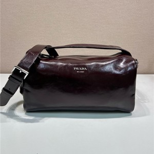 프라다 라지 숄더백 2VH194 2025/신상