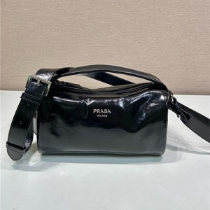 프라다 스몰 숄더백 2VH188 2025/신상