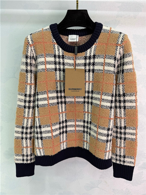 버버리 긴팔 니트 B42603 2025/신상