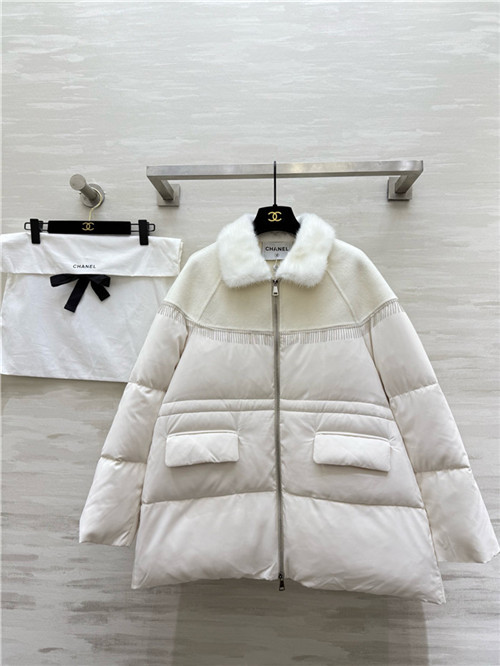 샤넬 패딩 자켓 (충전재-거위털) C51060 2025/신상