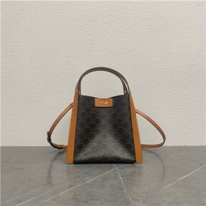 셀린느 트리옹프 스몰 큐보백 124182 2025/신상