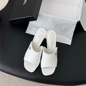 샤넬 여성용 슬리퍼 C82168-1 2026/신상