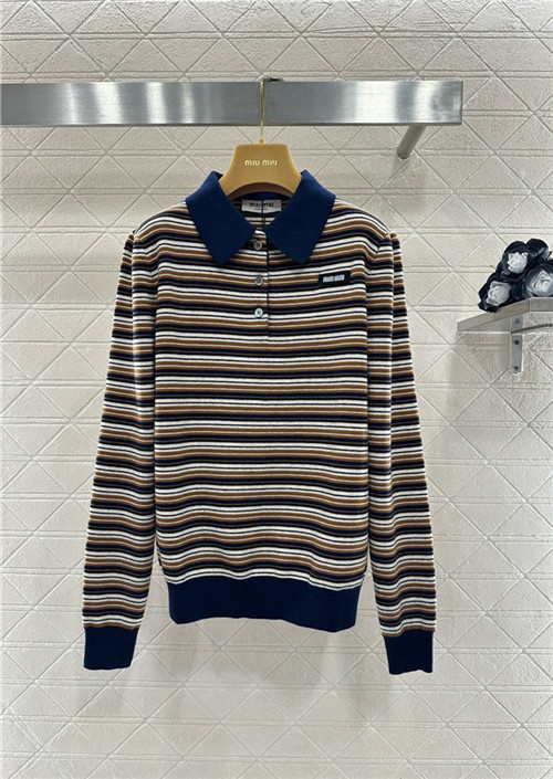 미우미우 긴팔 폴로 니트 M72601 2026/신상