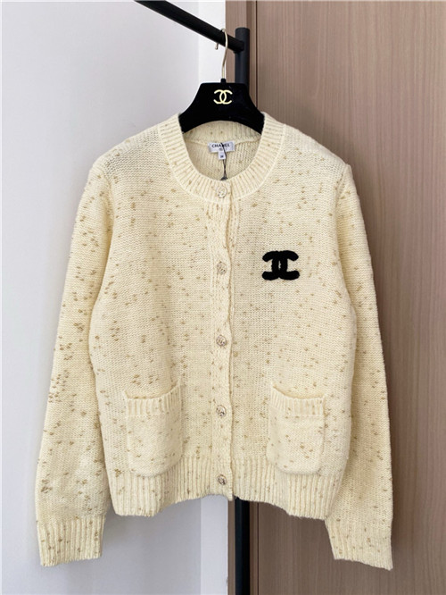 샤넬 긴팔 가디건 C82606 2026/신상