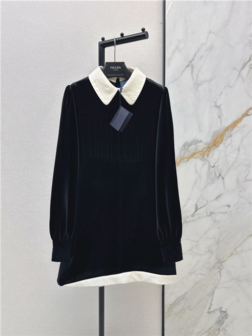 프라다 원피스 P74709 2026/신상