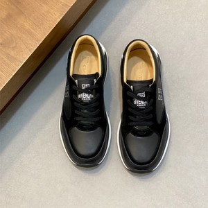 지방시 남성용 스니커즈 G90837-2 2026/신상