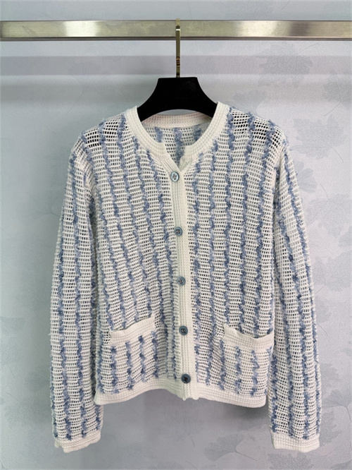 샤넬 긴팔 가디건 C93109 2026/신상