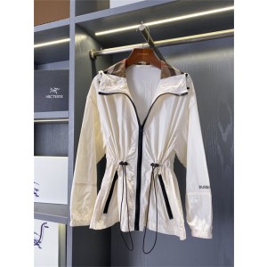 버버리 후드 자켓 B83509 2026/신상