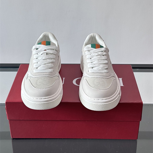 구찌 남성용 스니커즈 G83235-1 2026/신상