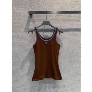 프라다 민소매 P01504 2026/신상