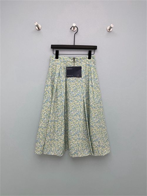 프라다 스커트 P42157 2026/신상