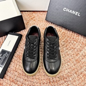 샤넬 여성용 스니커즈 C62968-2 2026/신상