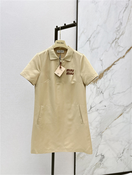 미우미우 원피스 M72707 2026/신상