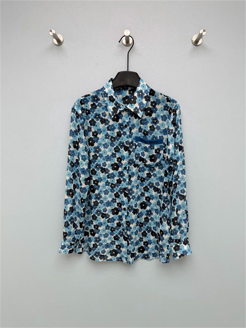 미우미우 긴팔 셔츠 M82205 2026/신상