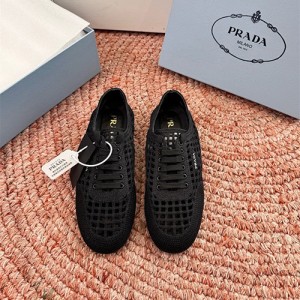 프라다 여성용 스니커즈 P68133-1 2026/신상