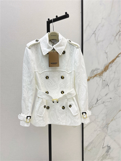 버버리 바람막이 자켓 B54603 2026/신상