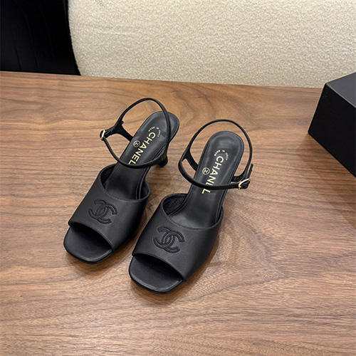 샤넬 여성용 샌들 (굽높이7CM) C29588-2 2026/신상