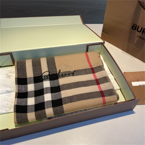 버버리 스카프 B31010 2026/신상